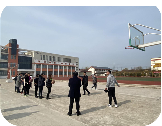 濱?？h五汛鎮(zhèn)中心小學(xué)舉行慶祝第111個(gè)國(guó)際三八婦女節(jié)活動(dòng)
