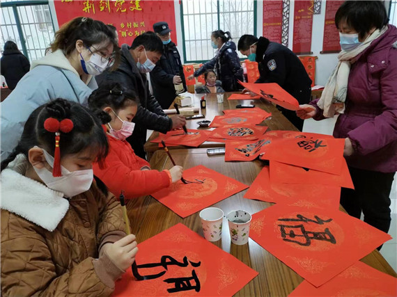 玉兔迎新年 丹青賀新春丨江寧谷里街道荊劉村開(kāi)展文化惠民活動(dòng)
